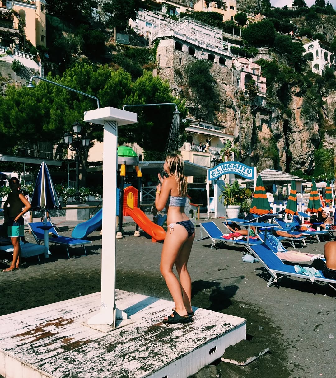 allygravemade instagram image archive image