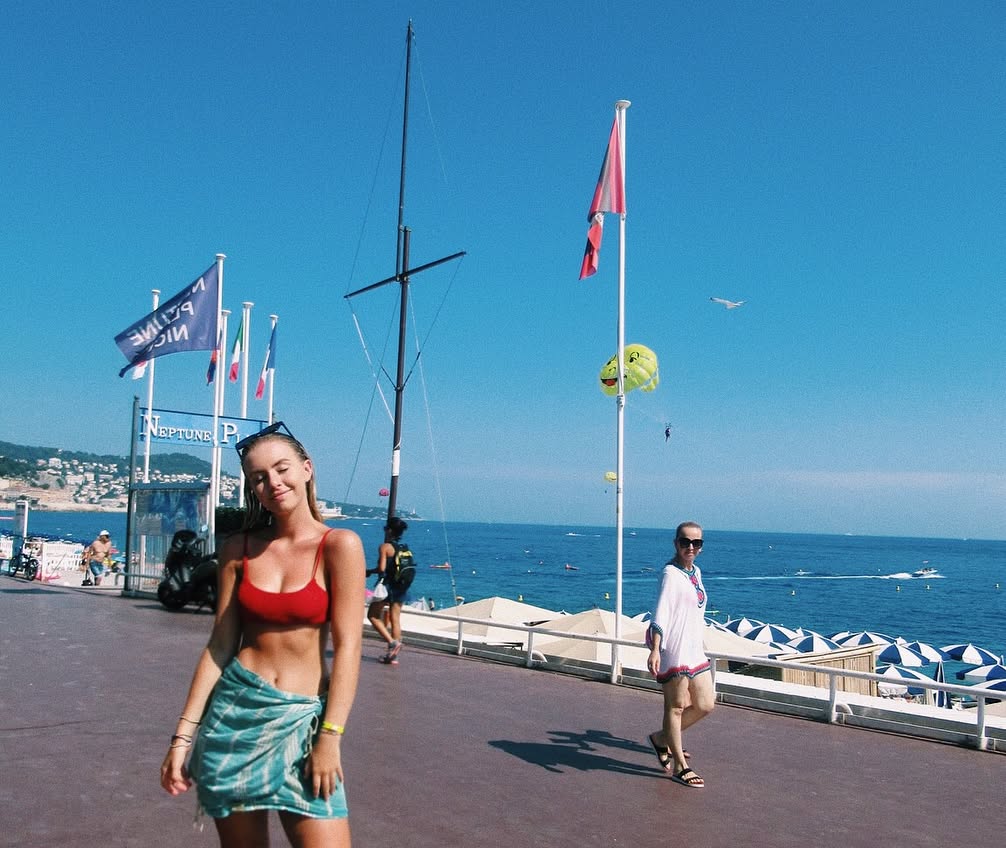 allygravemade instagram image archive image