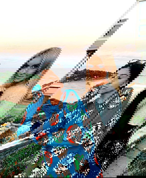 allygravemade image ~ Altpins