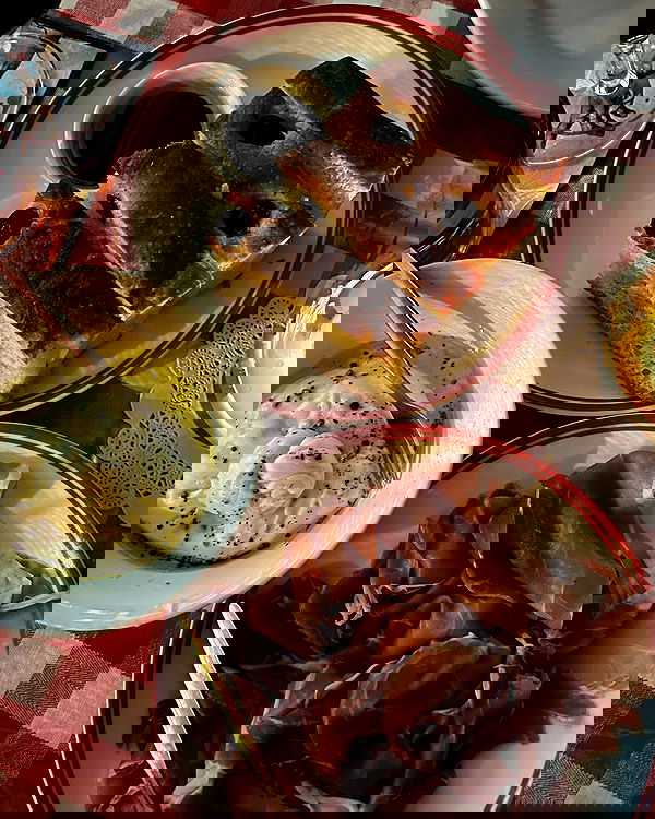 allygravemade image ~ Altpins