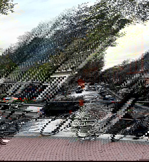 allygravemade image ~ Altpins