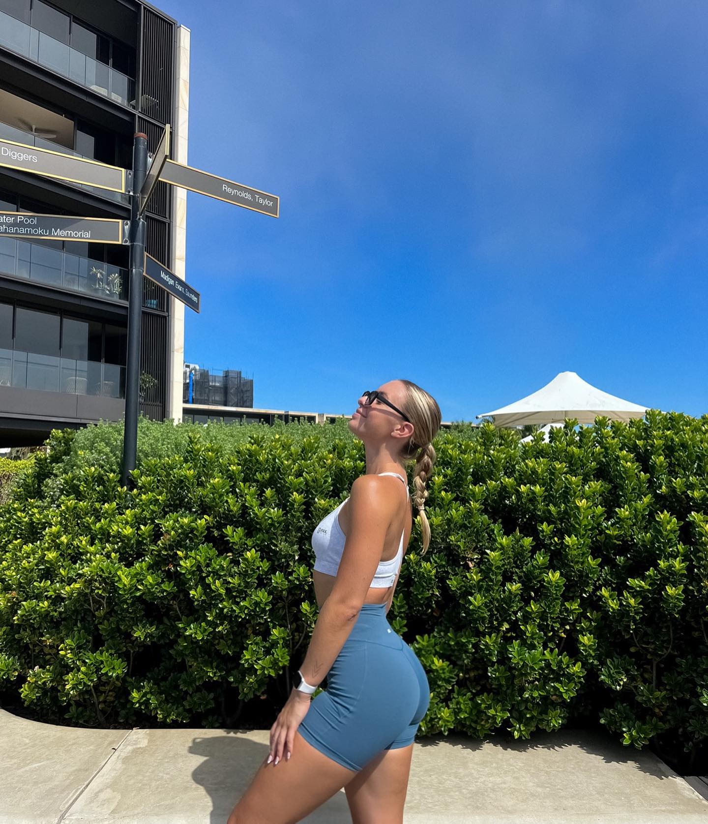 allygravemade instagram image archive image