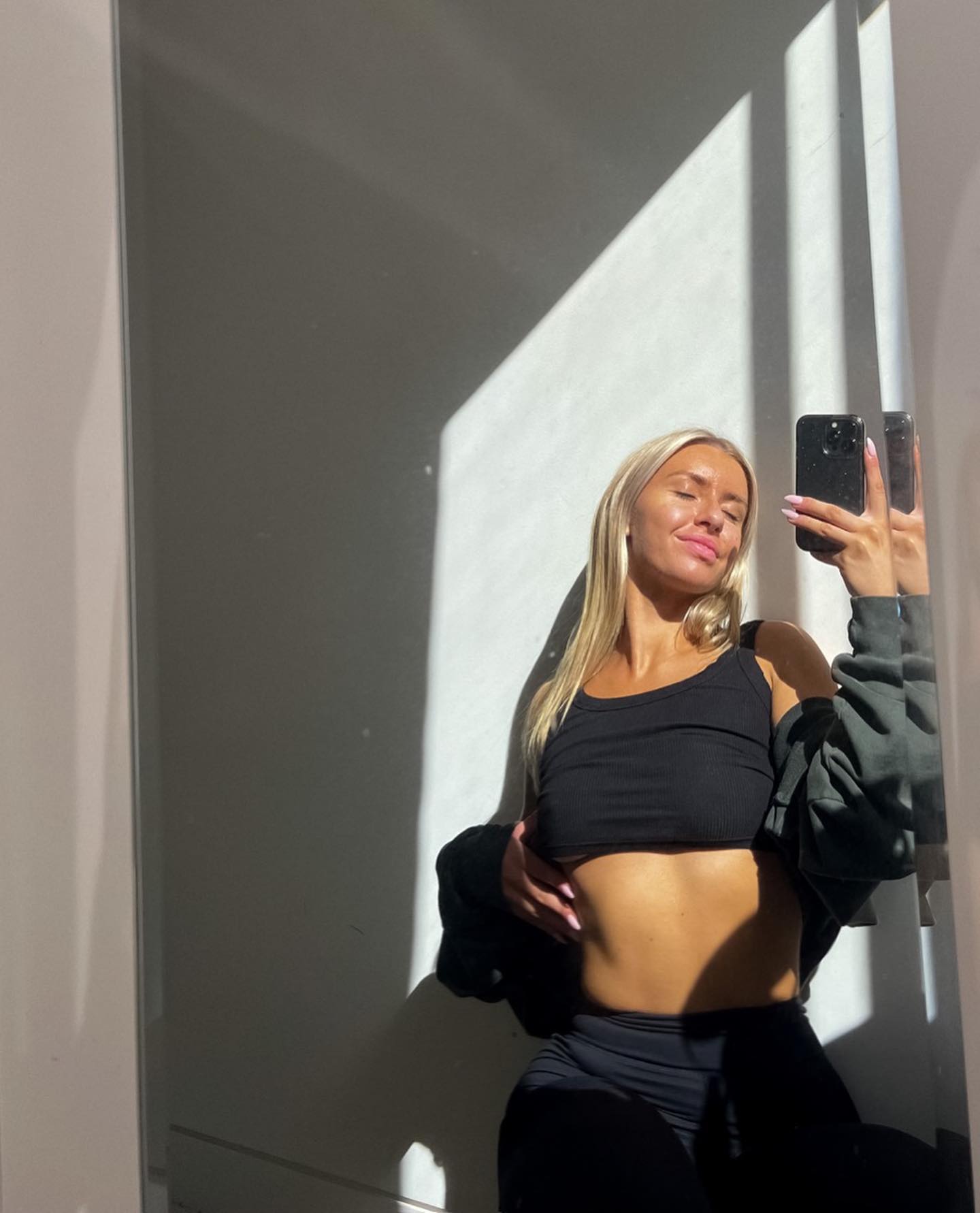 allygravemade instagram image archive image