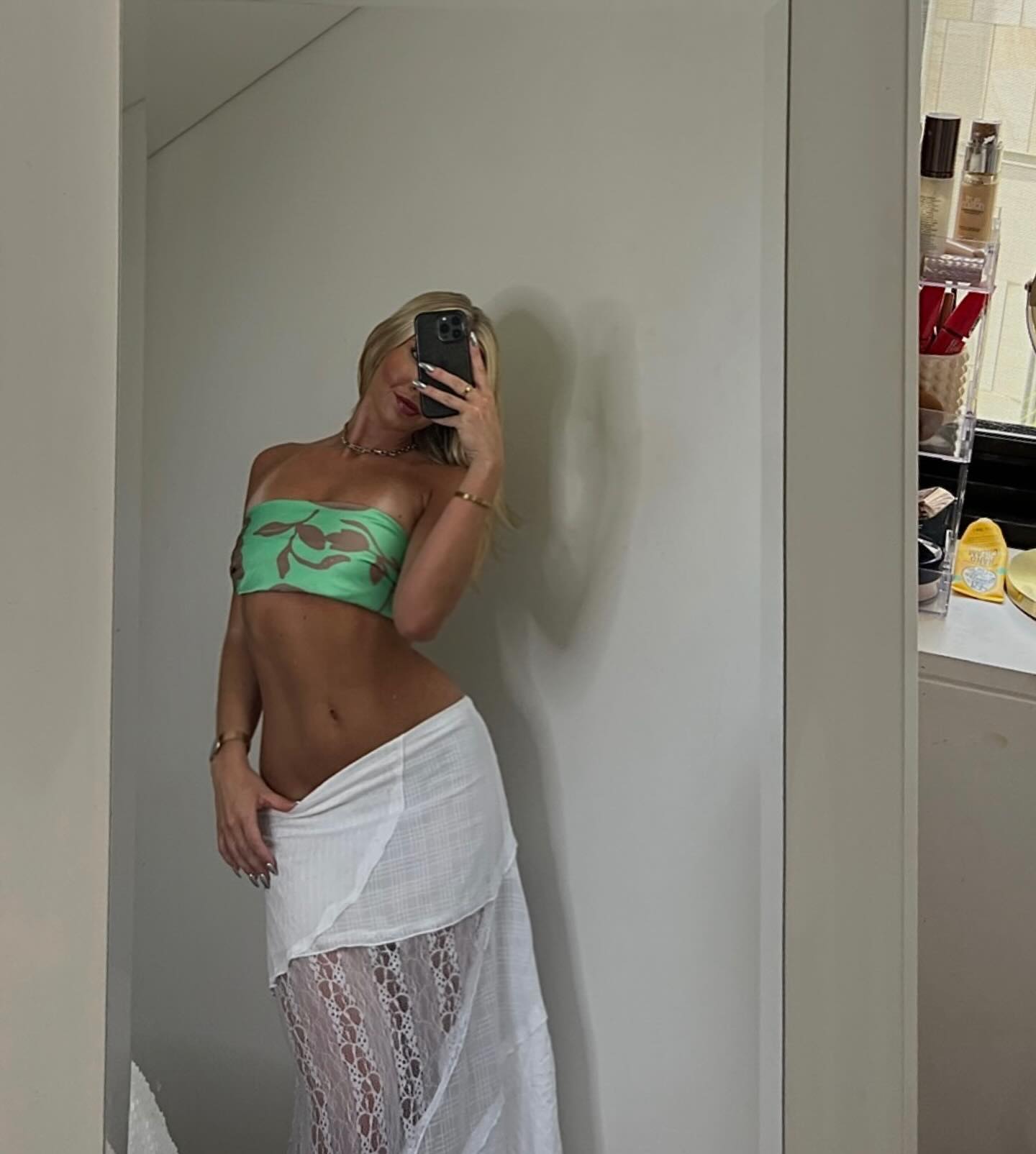 allygravemade instagram image archive image