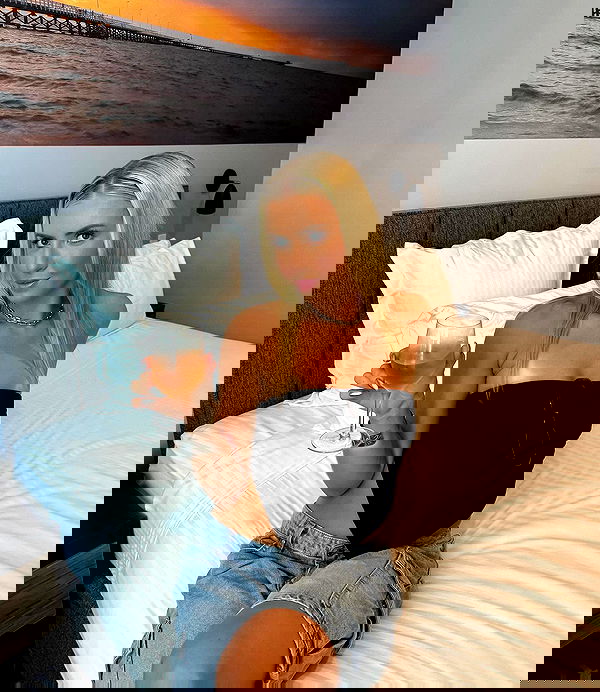 allygravemade image ~ Altpins