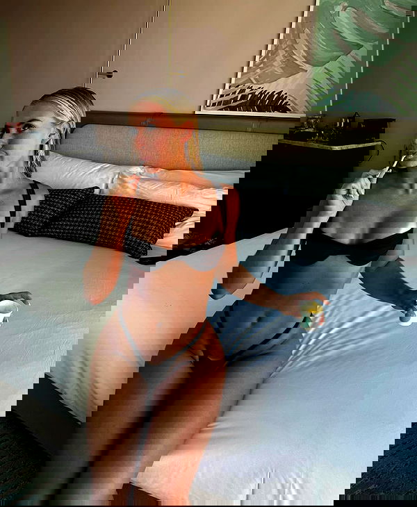 allygravemade image ~ Altpins