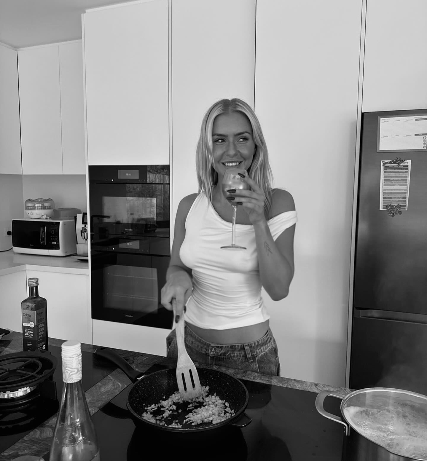 allygravemade instagram image archive image