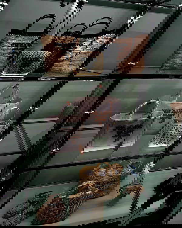 allygravemade image ~ Altpins