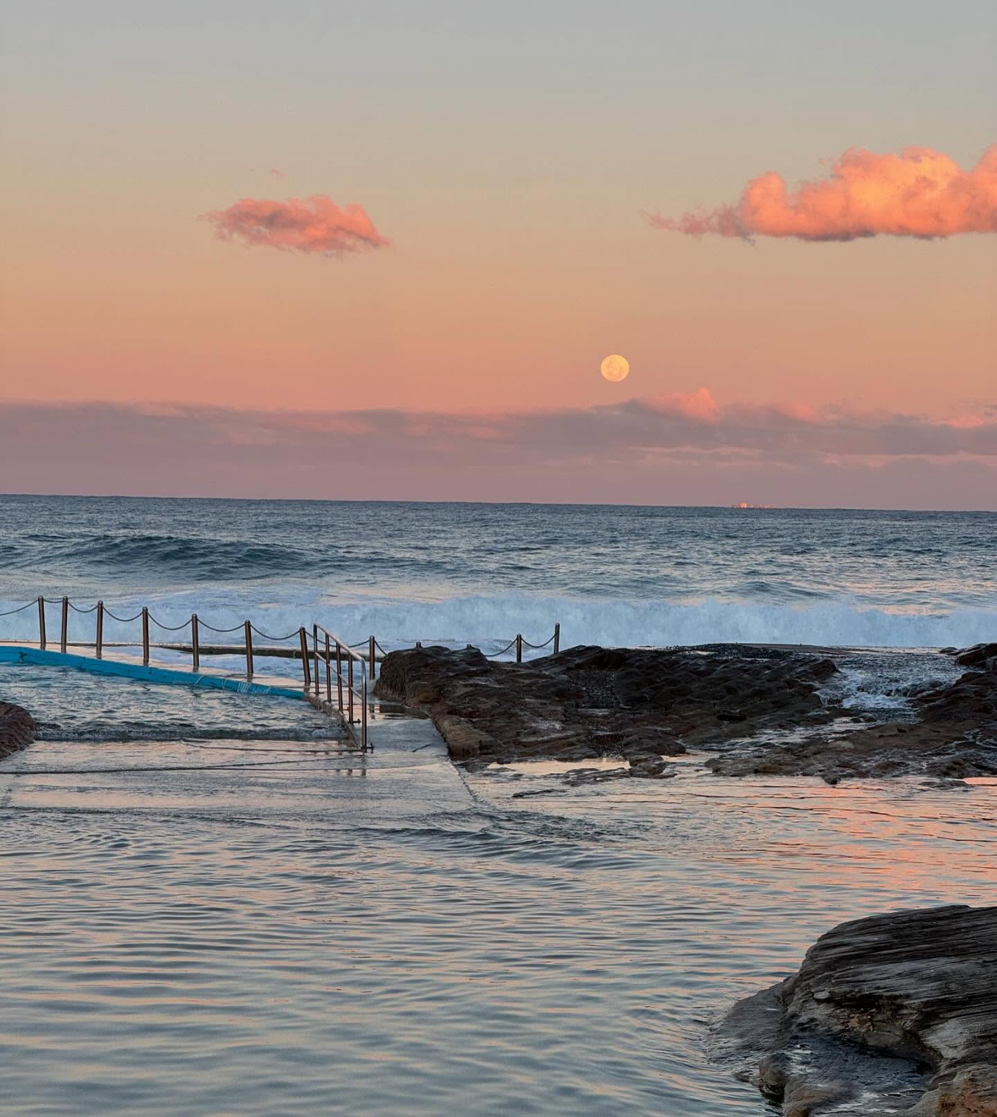 allygravemade instagram image archive image