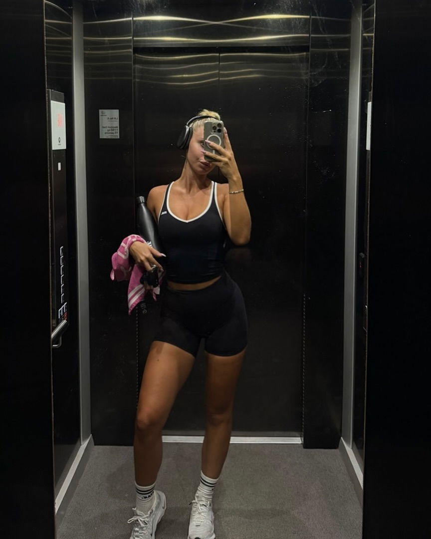 allygravemade instagram image archive image