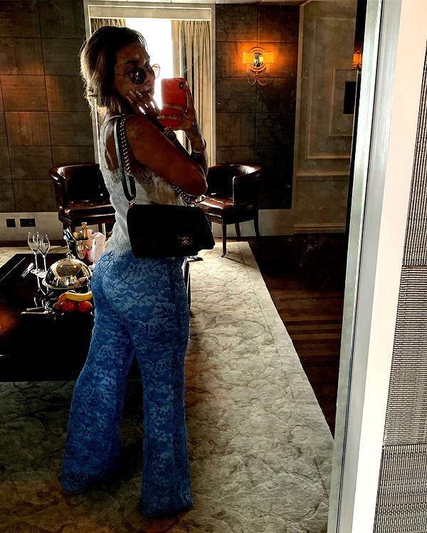 allylotti instagram image archive image