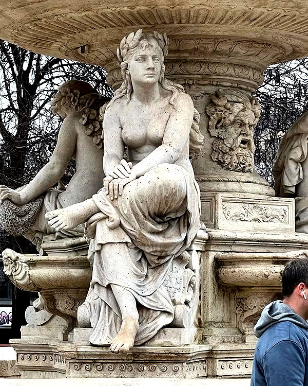 alma.almog instagram image archive image