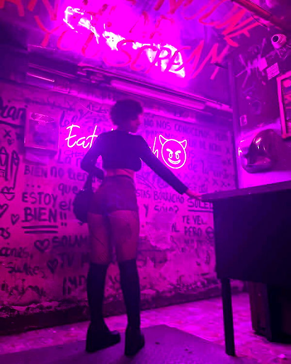 alma.almog instagram image archive image