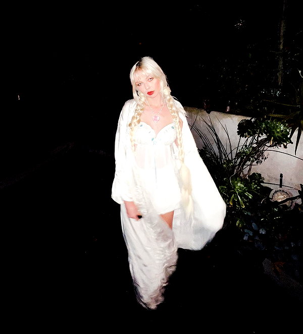 amellliiaa instagram image archive image