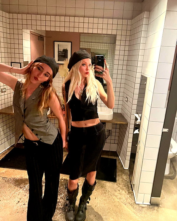 amellliiaa instagram image archive image