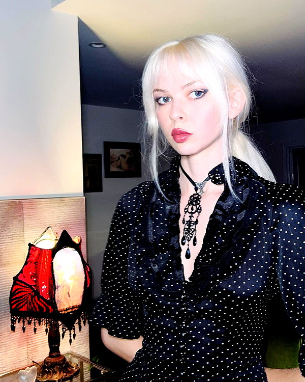 amellliiaa instagram image archive image