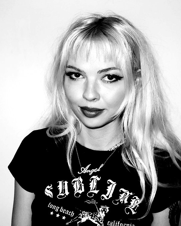 amellliiaa instagram image archive image