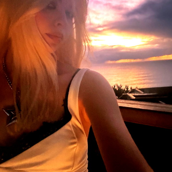 amellliiaa instagram image archive image