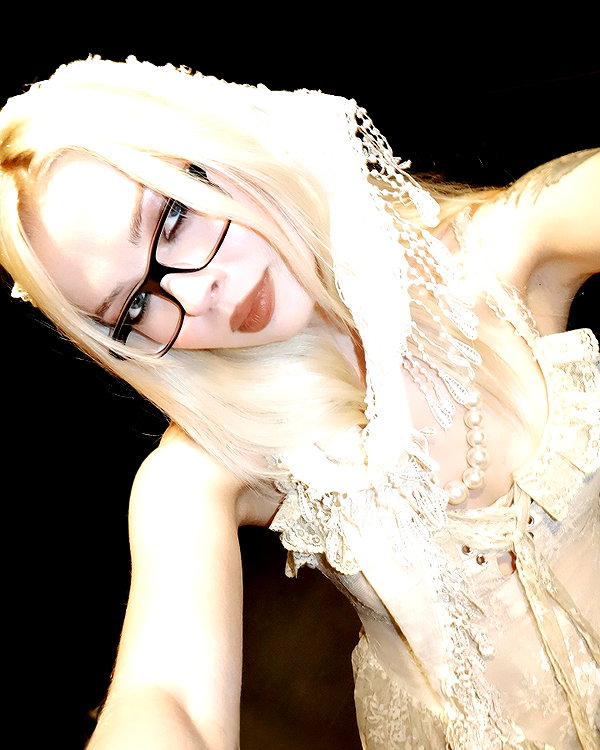 amellliiaa instagram image archive image