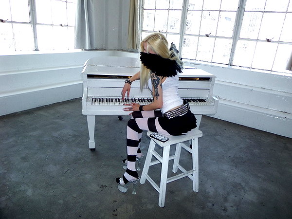 amellliiaa instagram image archive image