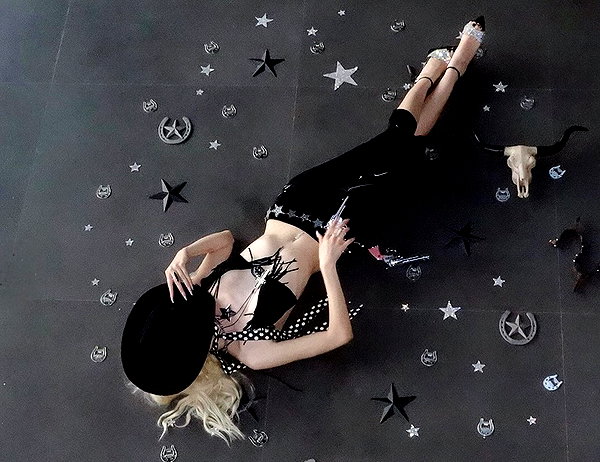 amellliiaa instagram image archive image