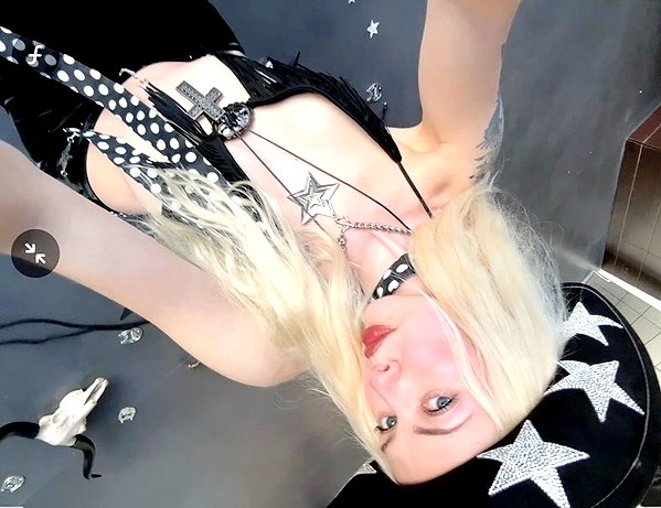 amellliiaa instagram image archive image
