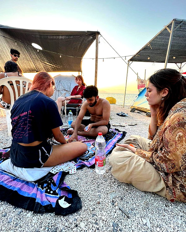 amyeett instagram image archive image