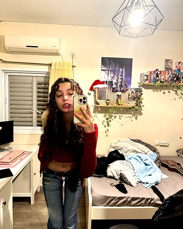 amyeett instagram image archive image