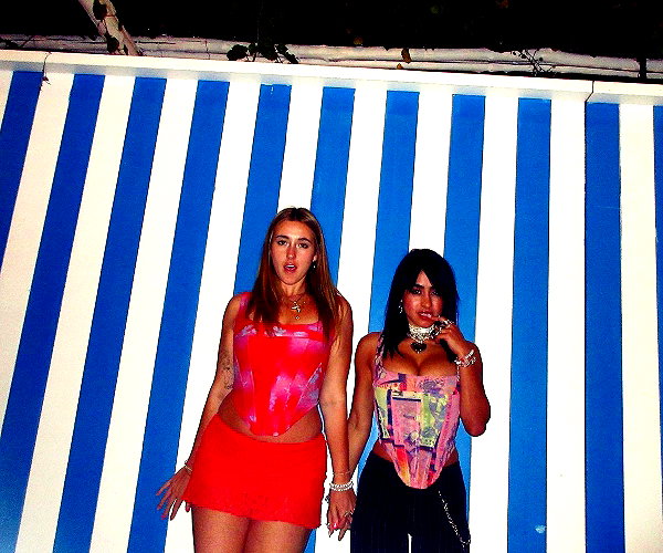 anadelreyyy anadelreyyy archive image