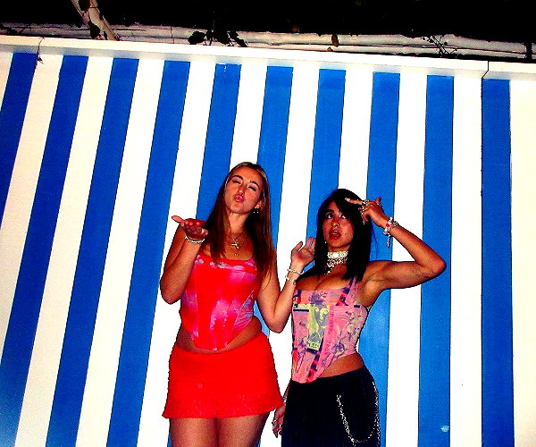anadelreyyy anadelreyyy archive image