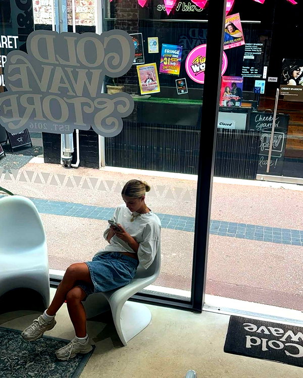 anika.wicks instagram image archive image