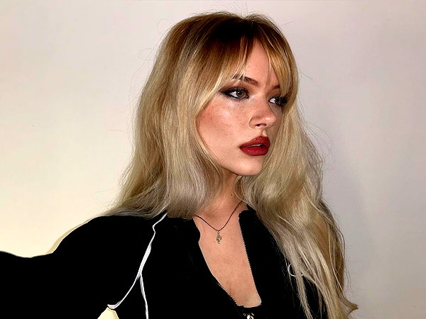 anika_braun__ instagram image archive image