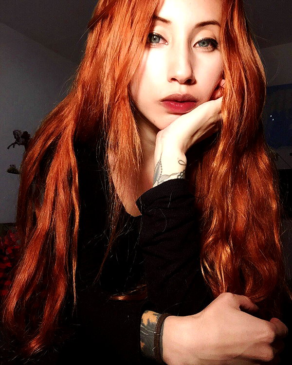 annaliese_bach instagram image archive image