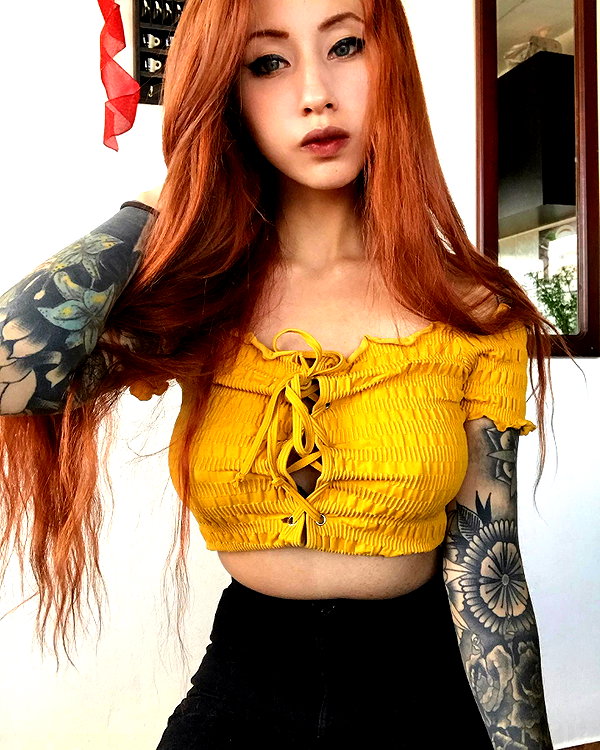 annaliese_bach instagram image archive image