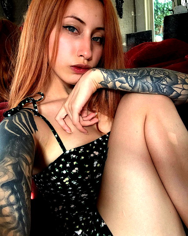 annaliese_bach instagram image archive image