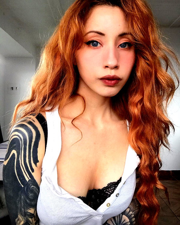 annaliese_bach instagram image archive image