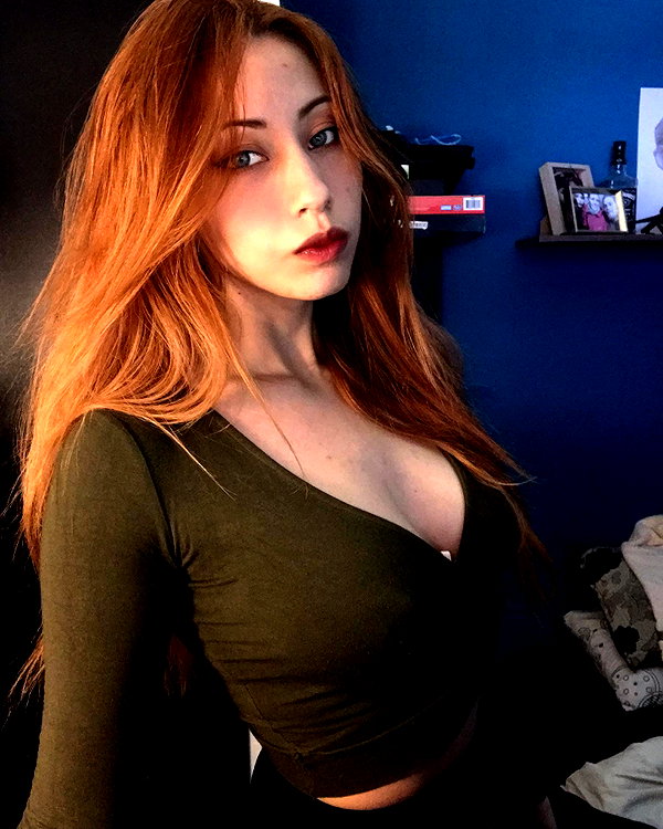 annaliese_bach instagram image archive image