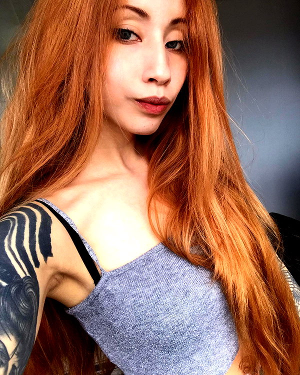 annaliese_bach instagram image archive image