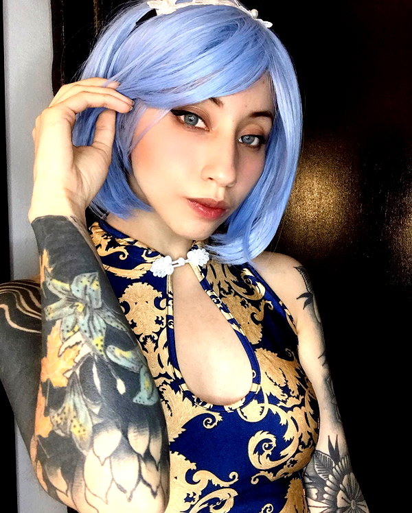 annaliese_bach instagram image archive image
