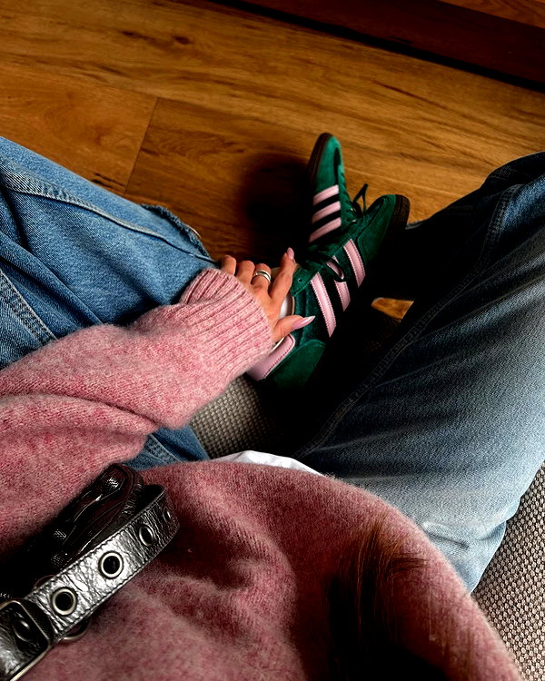 annazak12 instagram image archive image