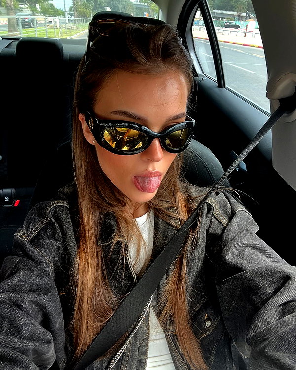 annazak12 instagram image archive image