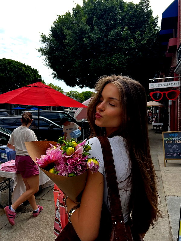annazak12 instagram image archive image