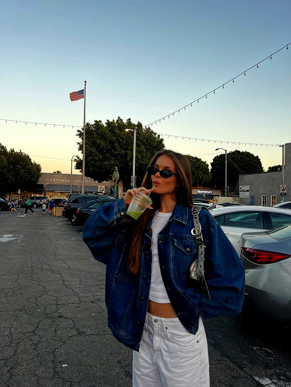 annazak12 instagram image archive image