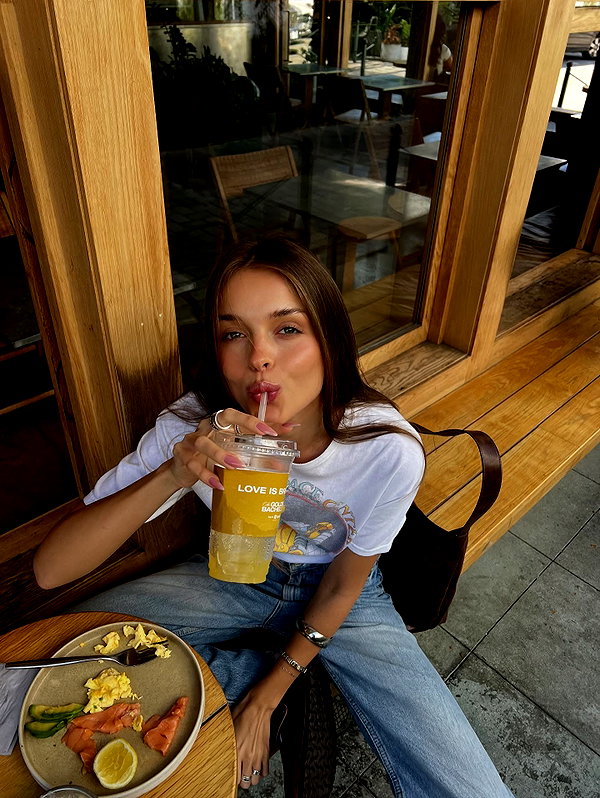 annazak12 instagram image archive image