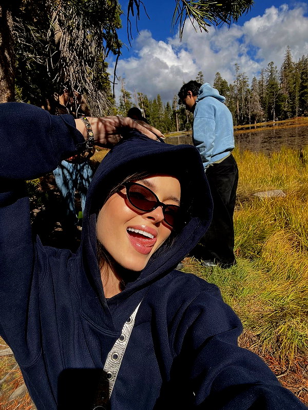 annazak12 instagram image archive image