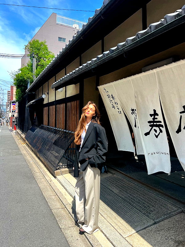 annazak12 instagram image archive image