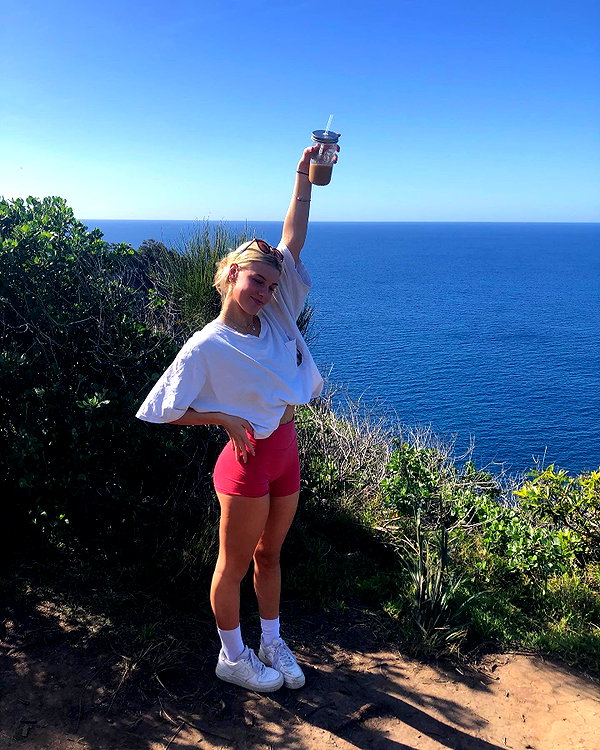 anneliese.mitchell1 instagram image archive image