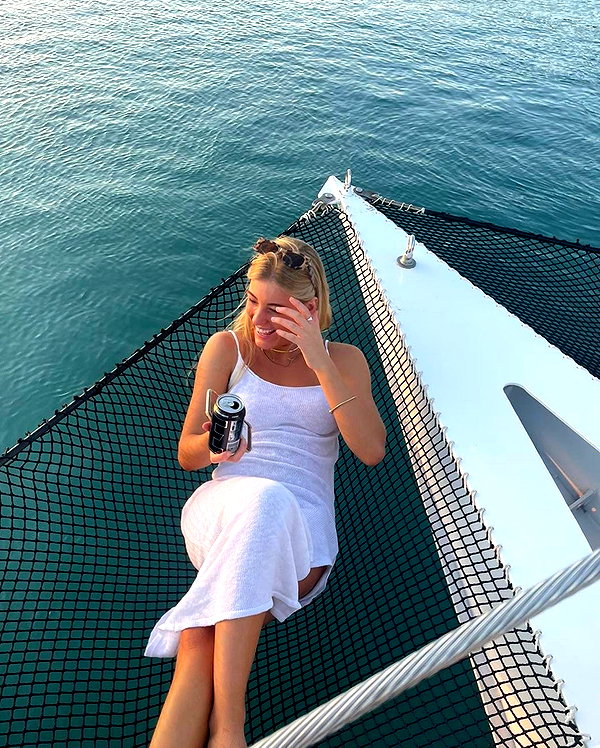 anneliese.mitchell1 instagram image archive image