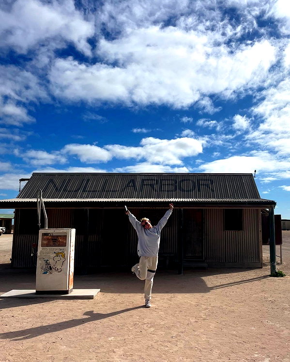 anneliese.mitchell1 instagram image archive image