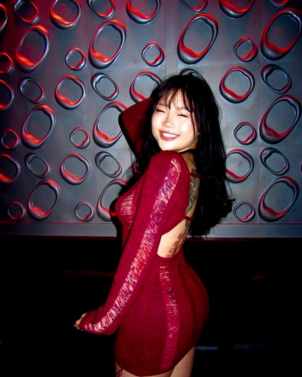 ar1enelee instagram image archive image